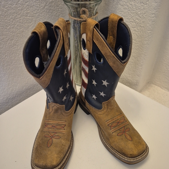 Patriotic Kids Boots - Picture 1 of 5